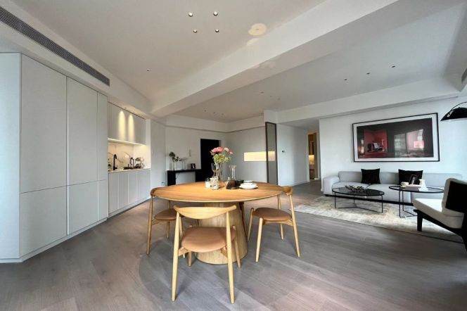 modern big 3brs floor heating open balcony and spacious living room only 32.5K