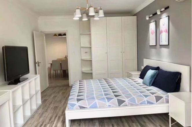 Elevator 2Br/1Lr/1Bt Close to L2/11 Jiangsu Rd Station 