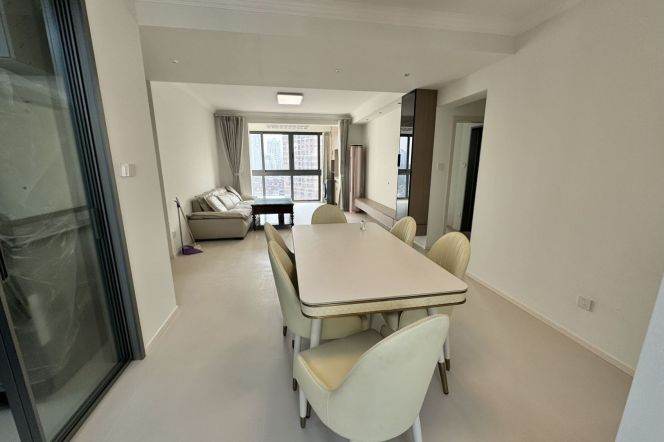 longde rd elevator 2BR/2baths/112sqm@L11/13/3/4/14