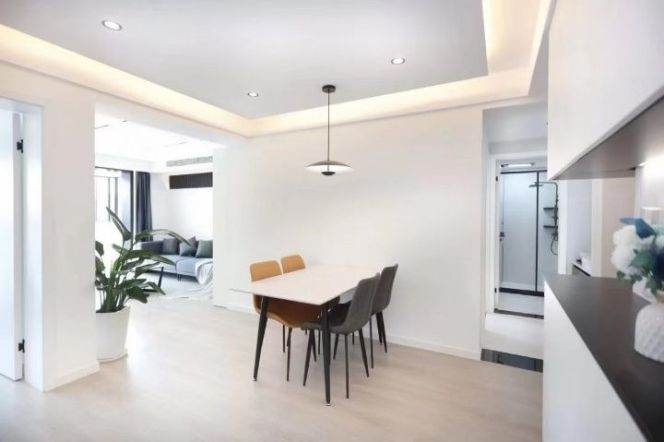 Jiangsu Rd Station Elevator 2Br/2Bath Line2/11