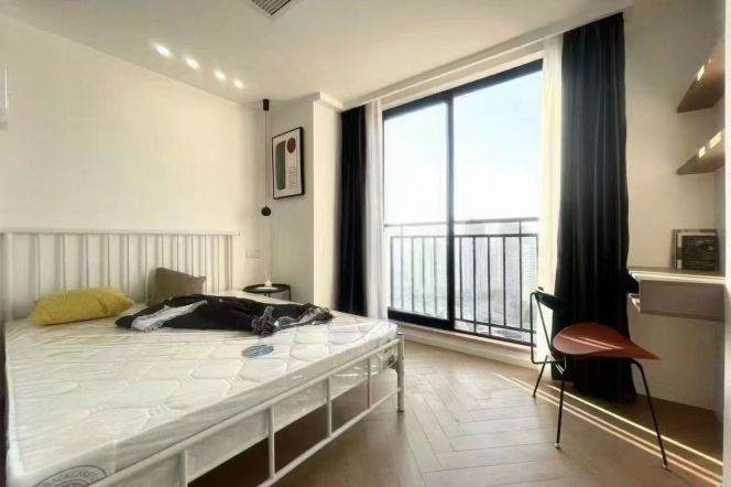 1 br near L14 wuding rd station+elevator