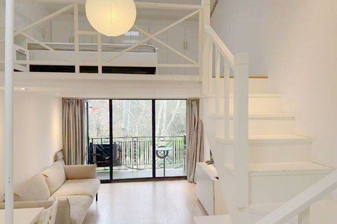 Delicate loft 1+1brlane house Changle Rd