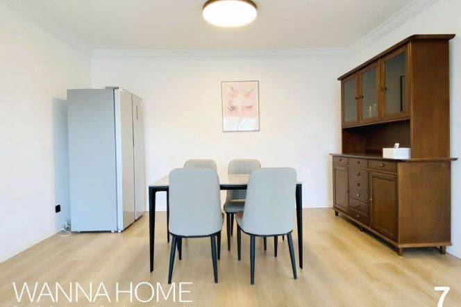 Garden Compound/Gubei Area/Elevator/Balcony/Bathtub/Large Storages/Cozy3br2bt