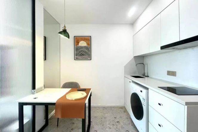 1 br near L14 wuding rd station+elevator