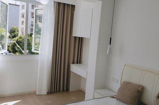 Well-Lighted 1Br/2Lr/1Bt with Floor heating/Central AC@L2/3/4 Zhongshan Park 
