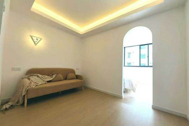 Tongchuan rd 1BR 2LR@L14/15,cozy&quiet/bright room/nice kitchen