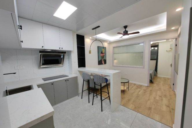 2br, subway L9&L2,14, Lujiazui Center, near the Bund, Key, 9.2k