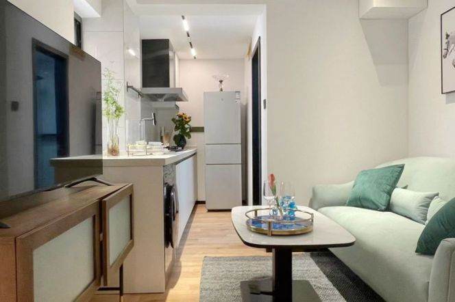 Modern&Spacious Elevator 1Bdr 1Bath Apt+Jing An Temple+Large Closet+Floor Heating