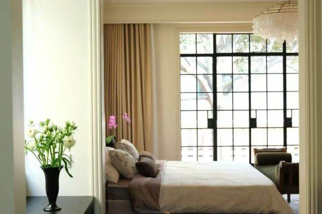 Wutong District, a standalone old mansion on Hunan Road, with a private garden of 150 sqm.