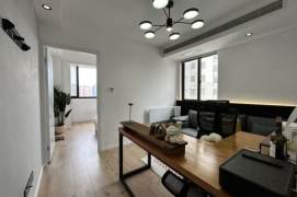 Modern spacious 1Br +Great sunshine @Jing'an Temple | Bright 16F elevator