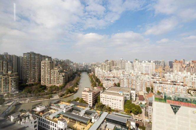 modern 4brs penhouse  big terrace floor floor heating near Su zhou river line 7,13 only 32K