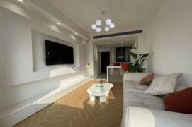 High floor/Spacious 1br 2lr/big living room/brand furniture,West yan'an rd@L3/4