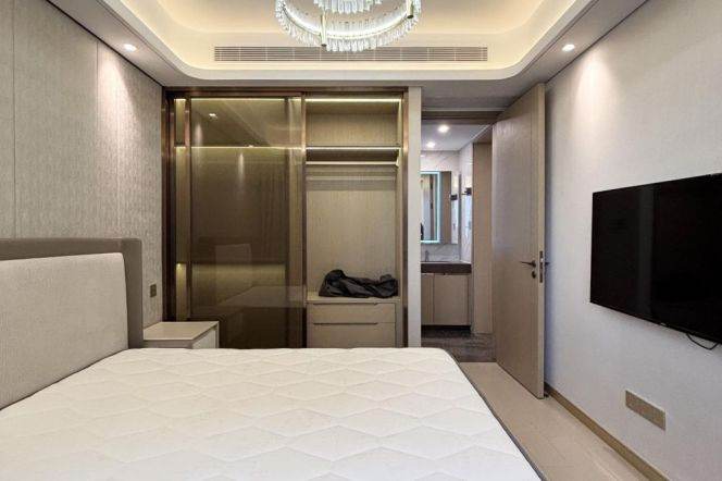 Stylish 2 br with floor heating + open balcony easy to NYU SH, L6/8/11