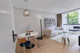 bright clean 1br Nr xujiahui M1/9/11