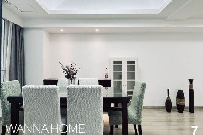 Good Pirce/Jiangsu Rd MT/Luxury Building/Fantastic View/Bathtub/Large Storages/Cozy2br