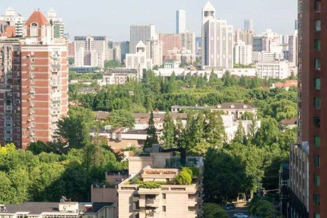 Awesome View+Spacious&Bright&Modern Elevator 1Bdr 1Bath+W Yan'an Rd+L2/11 Jiang Su Rd+Jing'an Temple