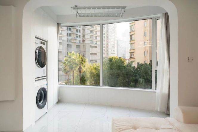 Beautiful 2brs@floor heating on Changshou Road