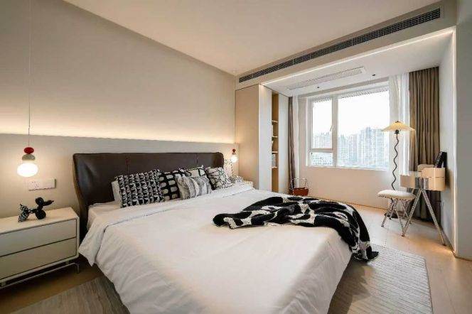 Suzhou River View,2br+1study 2bt 130sqm,Large storage space