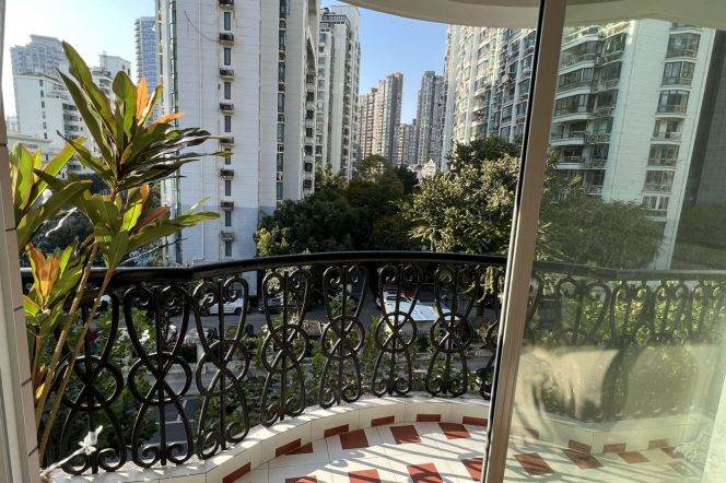 1Balcony, 3Br 2Ba 150Sqm, Wuning rd. 13/14