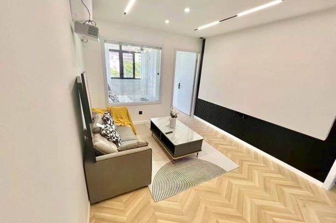 Loushanguan rd/elevator 1Br 1Lr/bright room/dryer/brand furniture@L15/2