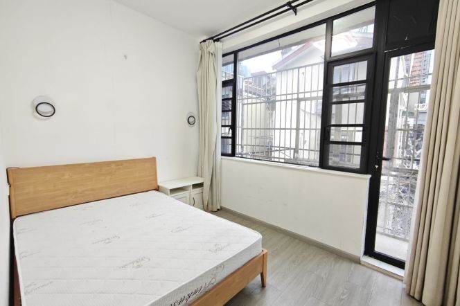 cozy separate 1br 1lr with Balcony Nr L9 dapuqiao sta