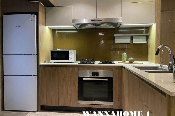 Awesome View+Spacious&Bright 2Bdrs 2Baths Apt+Large Balcony+L2/11 Jiangsu Rd+Great Compound