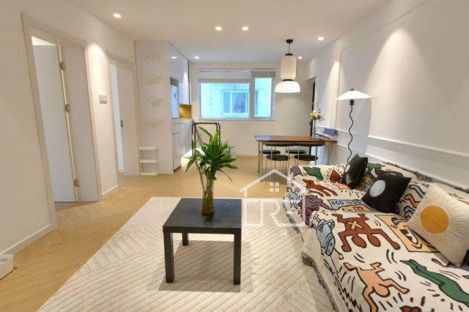 Cozy 3bedrooms elevator Apt+heating+central AC+oven@Zhongshan Park