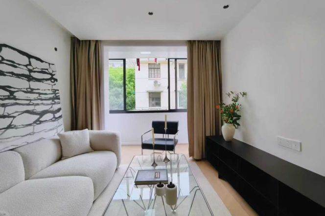 Spacious&modern/1BR 1LR/separate living room/bright room,Zhaojiabang rd@L4/7/9