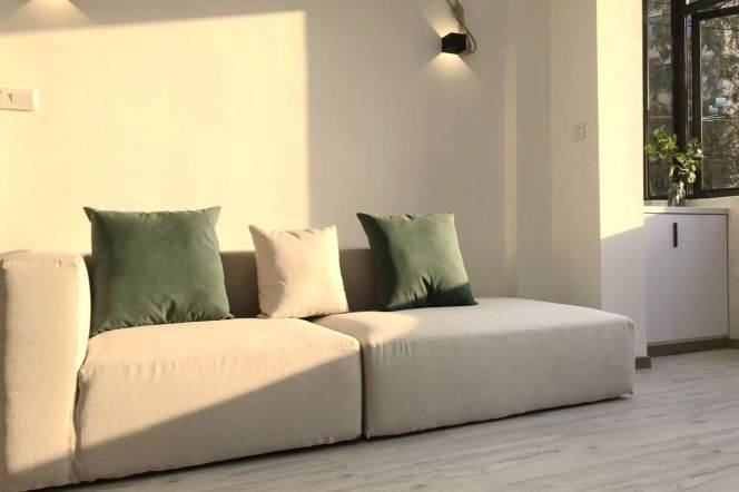 Valuable/Spacious 1BR NR Jiaotong University with Floorheating 10.2K 