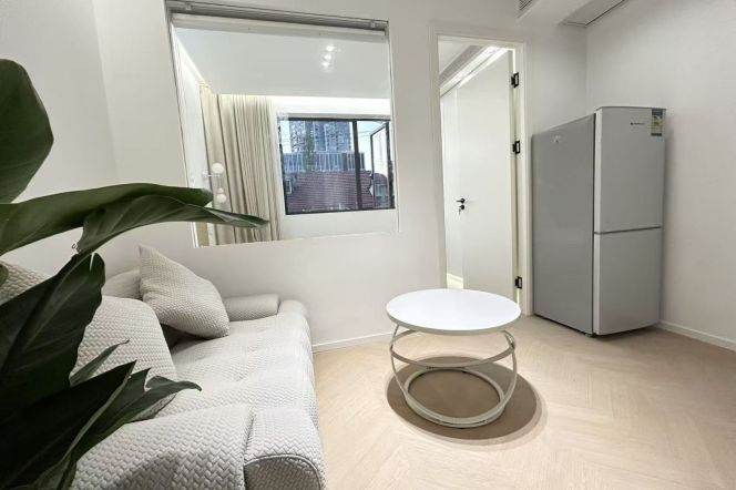 Floor-heat 1br/1lr @changping rd sta 5.8k