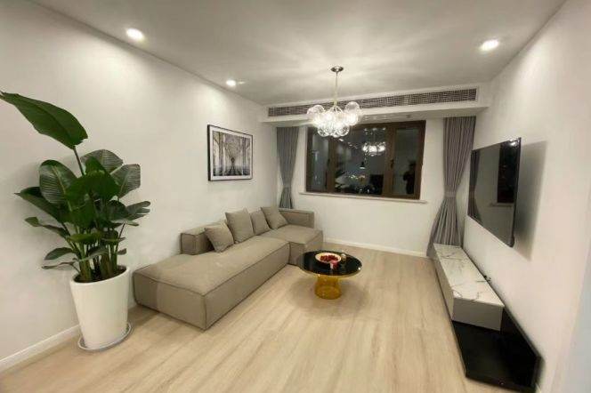 Spacious 2brs w/flr heating