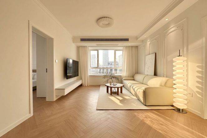 Sunny 2bedrooms elevator Apt+heating+central AC+oven@Hongqiao Rd