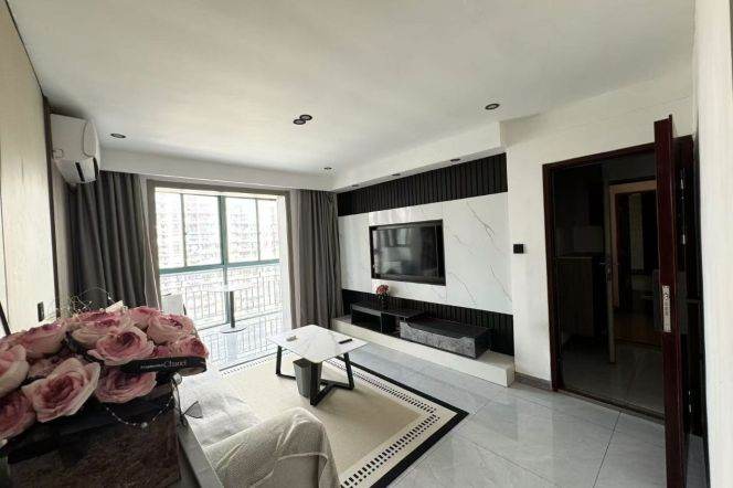 Elevator: 2BR-Liyuan Road – 3 minutes to Line 9 (Dapuqiao)