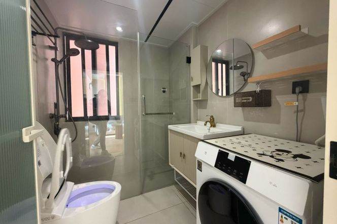 Morden&Bright 1Bdr /Floor Heating @Hechuan Rd &Line 9