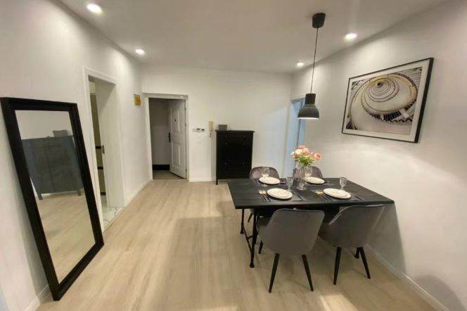 Spacious 2brs w/flr heating