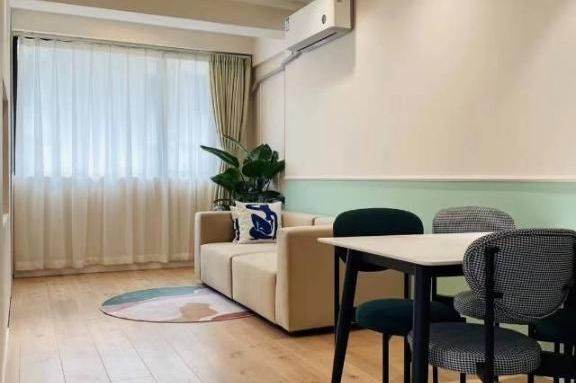 Excellent one bedroom Apt+floor heating+oven near L2/11Jiangsu Rd