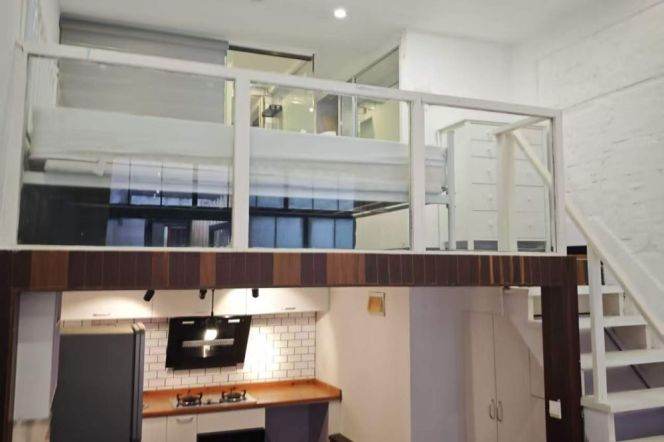 Lovely one bedroom duplex with front yard @ Jiashan rd 