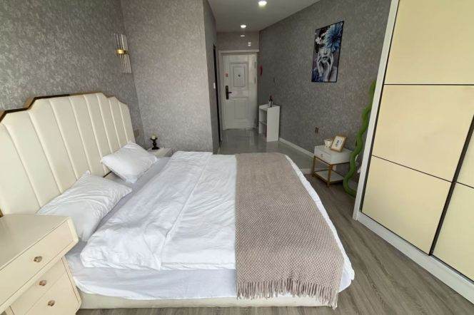 Spacious-Fashion-lift-1Br-Caoyang rd/Putuo area/L3/4/11/13/14