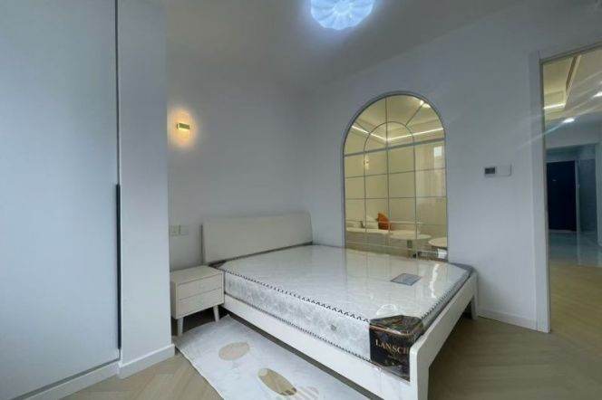 Elevator 1br/1lr @jiangsu rd sta 6.3k