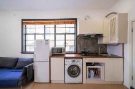 Cozy apt &Bright @ L9/12 Jiashan rd station