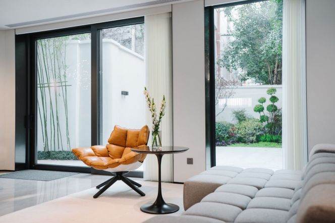 modern big 2 floor 3brs whole house floor heating nice garden terrace  near The Bund 48K