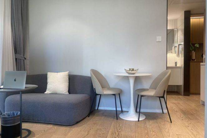 1Studio near line 10 and convenient to Shanghai University of Finance and Economics