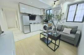 Cozy 1br with private yard close to Xingfuli, Jiaotong university,Line 10