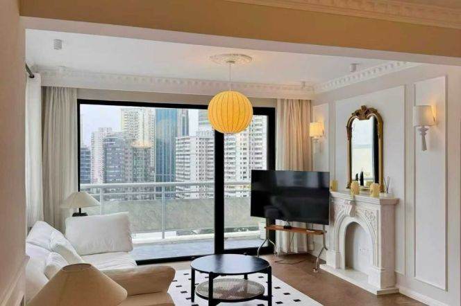 elegant design -large balcony-2beds -elevator- close to line 14 wuding road 