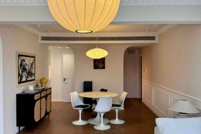 elegant design -large balcony-2beds -elevator- close to line 14 wuding road 