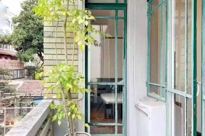 Beautiful old house 3BR 2Baths Shanghai library 21k