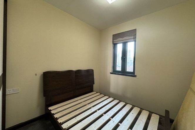 Lujaizui/3br2bt/central AC/outdoor balcony/oven/dishwasher/tennis court/pool/gym