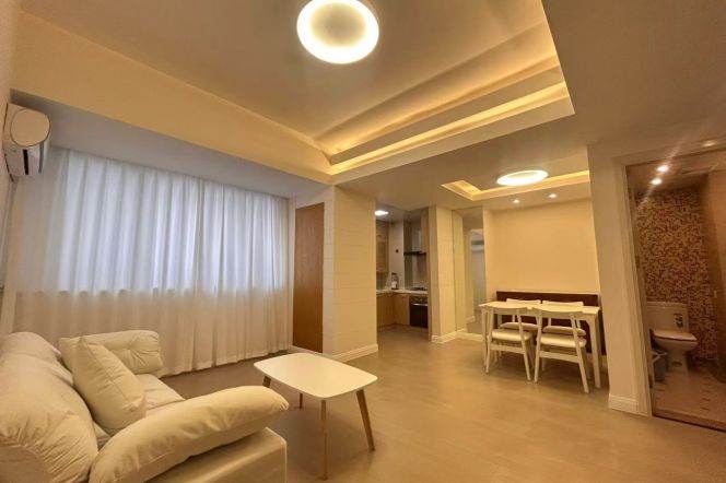 Full furnished 1br/2baths & elevator/oven@Jing'An temple