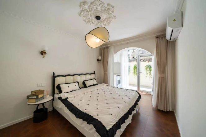 Furnished 1br-Jiangsu Road