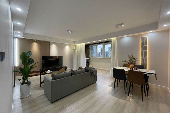 Elevator Spacious 1Br/2Lr/1Bt Close to L7/13 Changshou Rd Station 